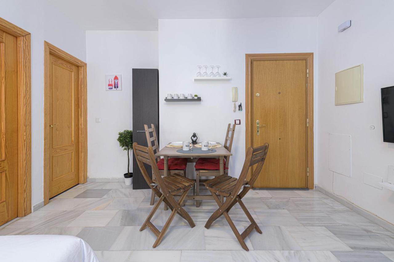 Wintowinrentals Coqueto Apartamento En El Centro De Malaga Exterior photo